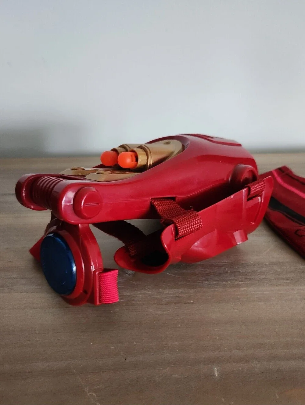 ​Marvel Avengers Iron Man Tri-Power Repulsor Gauntlet Toy Lights & Sound